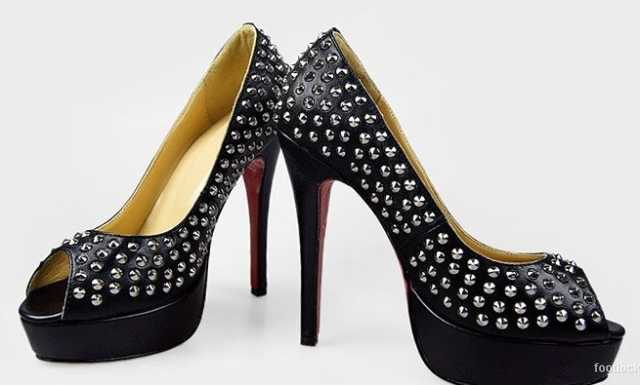 escarpin christian louboutin pas cher pas cher louboutin christian boutique